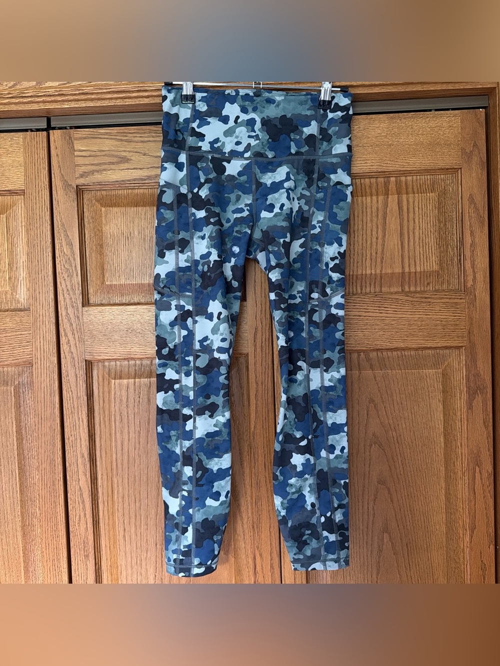 Women’s Blue Camo Active Leggings